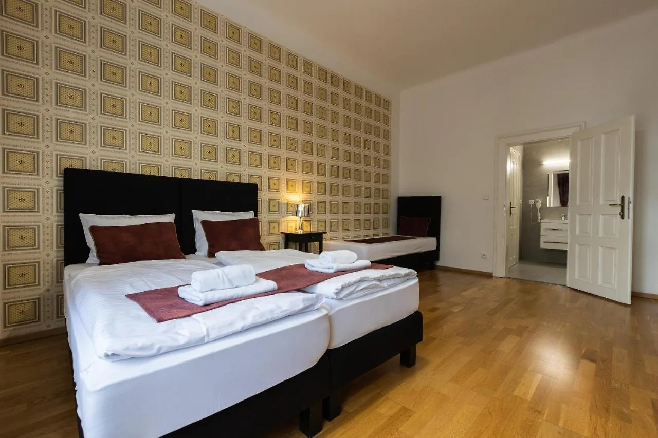 ***  Old Town Spirit Apart otel Prag Çek Cumhuriyeti